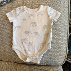 Pehr Adorable Elephant Print Baby Onesie